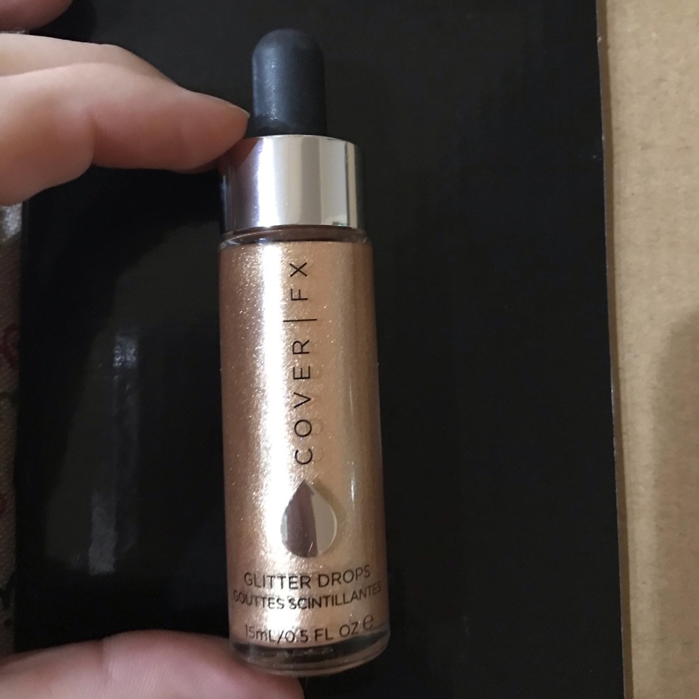Cover FX Glitter Drops in color Nova